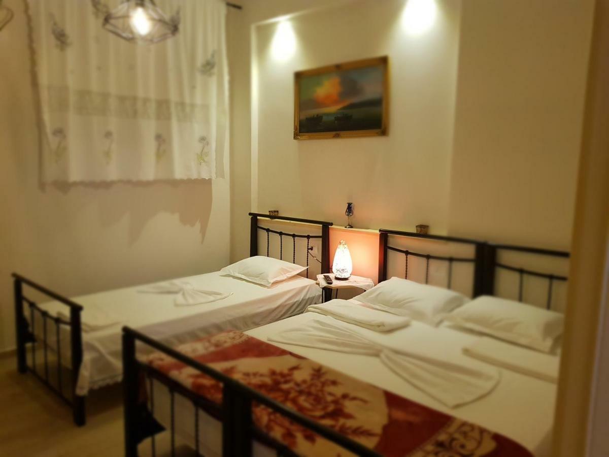 Dimitri Guest House Përmet 외부 사진